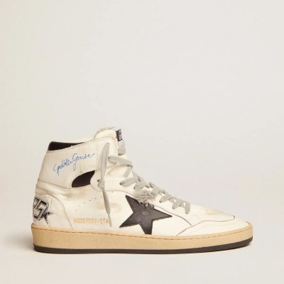 Golden Goose Sky-Star Sneaker In White Leather With Black Leather Star Golden Goose Sky-Star Sneaker In White Leather With Black Leather Star
