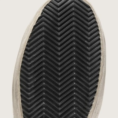 Golden Goose Super-Star Ltd Sneaker In Olive-Green Suede With Cream Embroidered Star