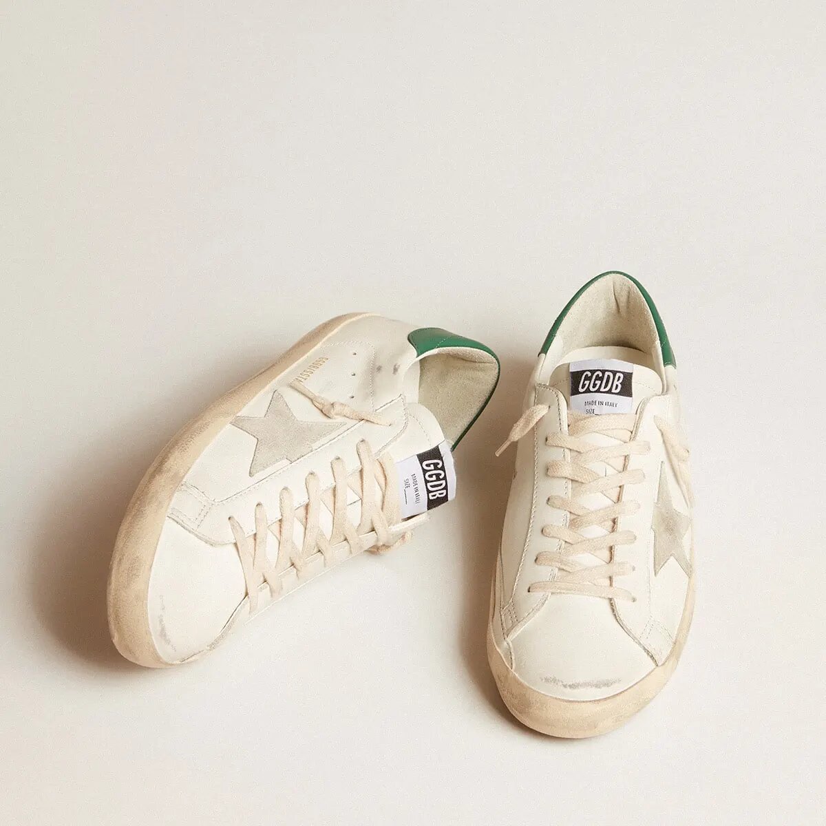 Golden Goose Super-Star Sneaker In White Leather With Ice-Gray Suede Star And Green Leather Heel Tab Golden Goose Super-Star Sneaker In White Leather With Ice-Gray Suede Star And Green Leather Heel Tab