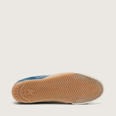 Golden Goose True-Star Sneaker In Teal Suede With Black Star And Cream Heel Tab Golden Goose True-Star Sneaker In Teal Suede With Black Star And Cream Heel Tab