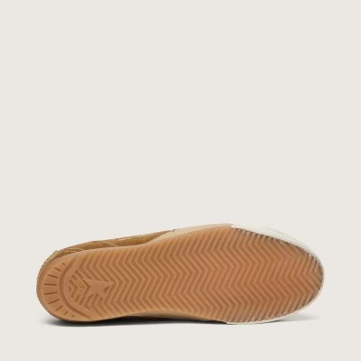 Golden Goose True-Star Sneaker In Tobacco-Colored Suede With White Star And Platinum Heel Tab Golden Goose True-Star Sneaker In Tobacco-Colored Suede With White Star And Platinum Heel Tab