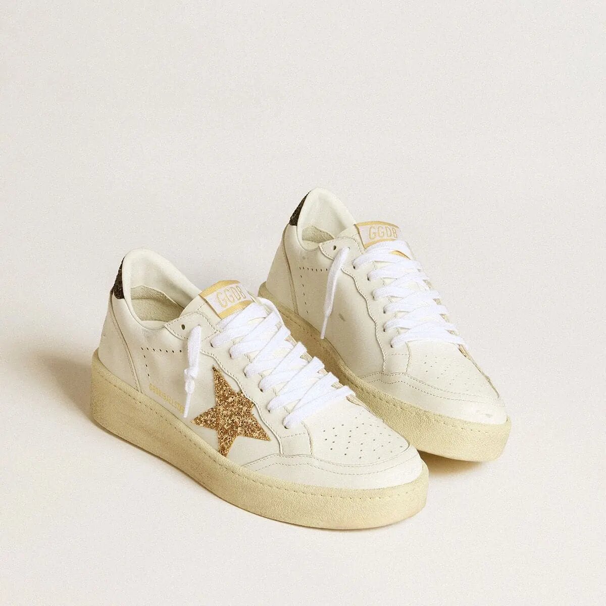 Golden Goose Ball Star Sneaker In White Leather With Gold Glitter Star And Black Glitter Heel Tab Golden Goose Ball Star Sneaker In White Leather With Gold Glitter Star And Black Glitter Heel Tab