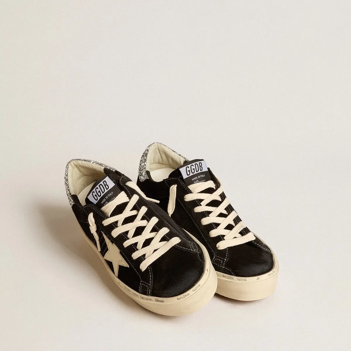 Golden Goose Hi Star Sneaker In Black Leather With Silver Glitter Heel Tab Golden Goose Hi Star Sneaker In Black Leather With Silver Glitter Heel Tab