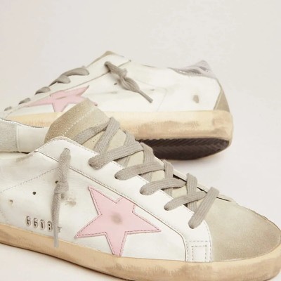 Golden Goose Leather Super-Star Sneaker With Pink Star And Silver Heel Tab Golden Goose Leather Super-Star Sneaker With Pink Star And Silver Heel Tab