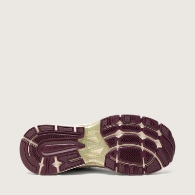 Golden Goose Lightstar Cny Sneaker In White Mesh And Leather With Wine-Red Tpu Star