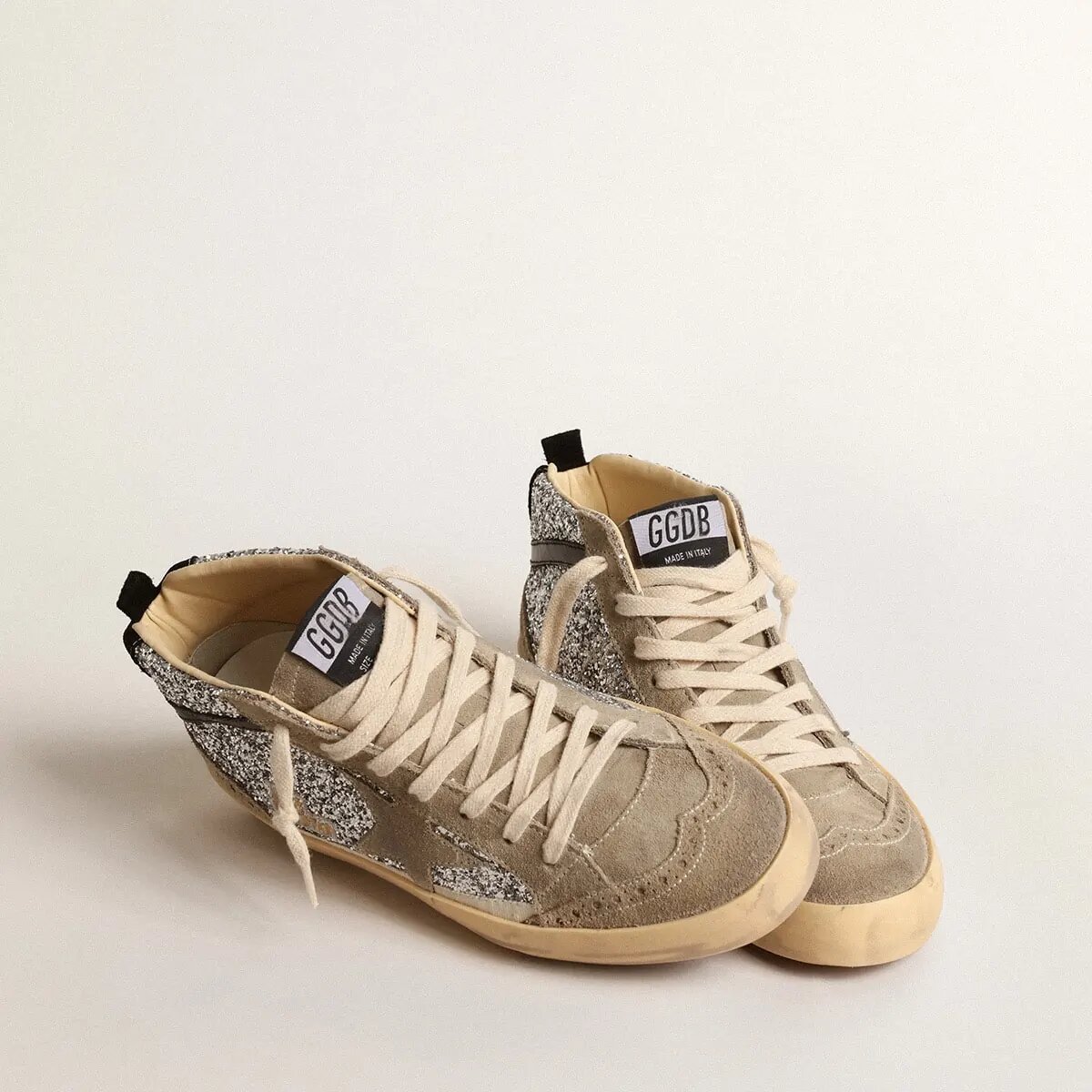 Golden Goose Mid Star Sneaker In Silver Glitter With Suede Star And Black Flash Golden Goose Mid Star Sneaker In Silver Glitter With Suede Star And Black Flash