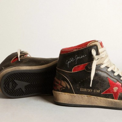 Golden Goose Sky-Star Sneaker In Black Glossy Leather With Red Star Golden Goose Sky-Star Sneaker In Black Glossy Leather With Red Star