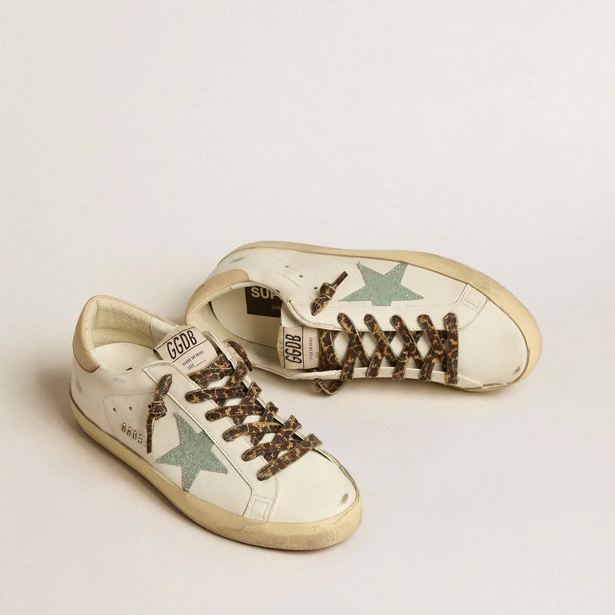 Golden Goose Super-Star Sneaker With Gray Glitter Star And Nude Leather Heel Tab Golden Goose Super-Star Sneaker With Gray Glitter Star And Nude Leather Heel Tab