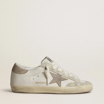 Golden Goose Super-Star Ltd Sneaker With Beige Suede Star And Heel Tab And Floral Embroidery Golden Goose Super-Star Ltd Sneaker With Beige Suede Star And Heel Tab And Floral Embroidery