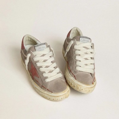 Golden Goose Super-Star Ltd Sneaker In Gray Suede With Red Waxed Suede Star And Heel Tab
