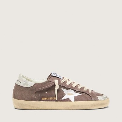 Golden Goose Super-Star Ltd Sneaker In Lavender Suede With Silver Star Golden Goose Super-Star Ltd Sneaker In Lavender Suede With Silver Star