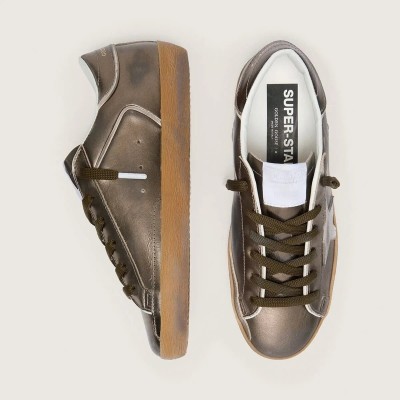 Golden Goose Super-Star Ltd Sneaker In Olive-Green Laminated Leather With White Star