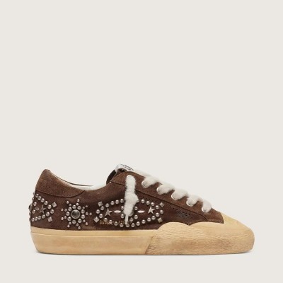 Golden Goose Super-Star Penstar Sneaker In Brown Suede With Studs Golden Goose Super-Star Penstar Sneaker In Brown Suede With Studs