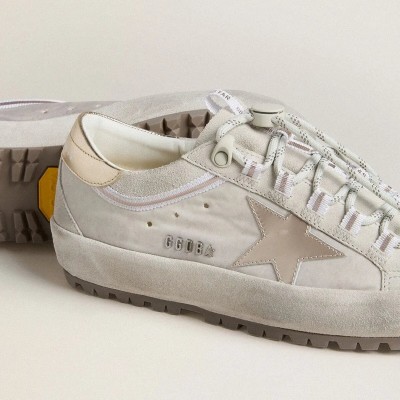 Golden Goose Super-Star Ski Sneaker In Light Gray Nylon With Metallic Leather Star And Heel Tab Golden Goose Super-Star Ski Sneaker In Light Gray Nylon With Metallic Leather Star And Heel Tab