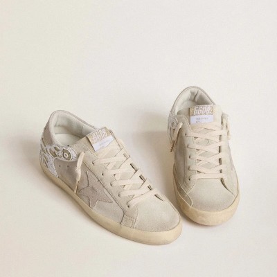 Golden Goose Super-Star Sneaker In Beige Suede With Bead Embroidery And Laminated Suede Star Golden Goose Super-Star Sneaker In Beige Suede With Bead Embroidery And Laminated Suede Star