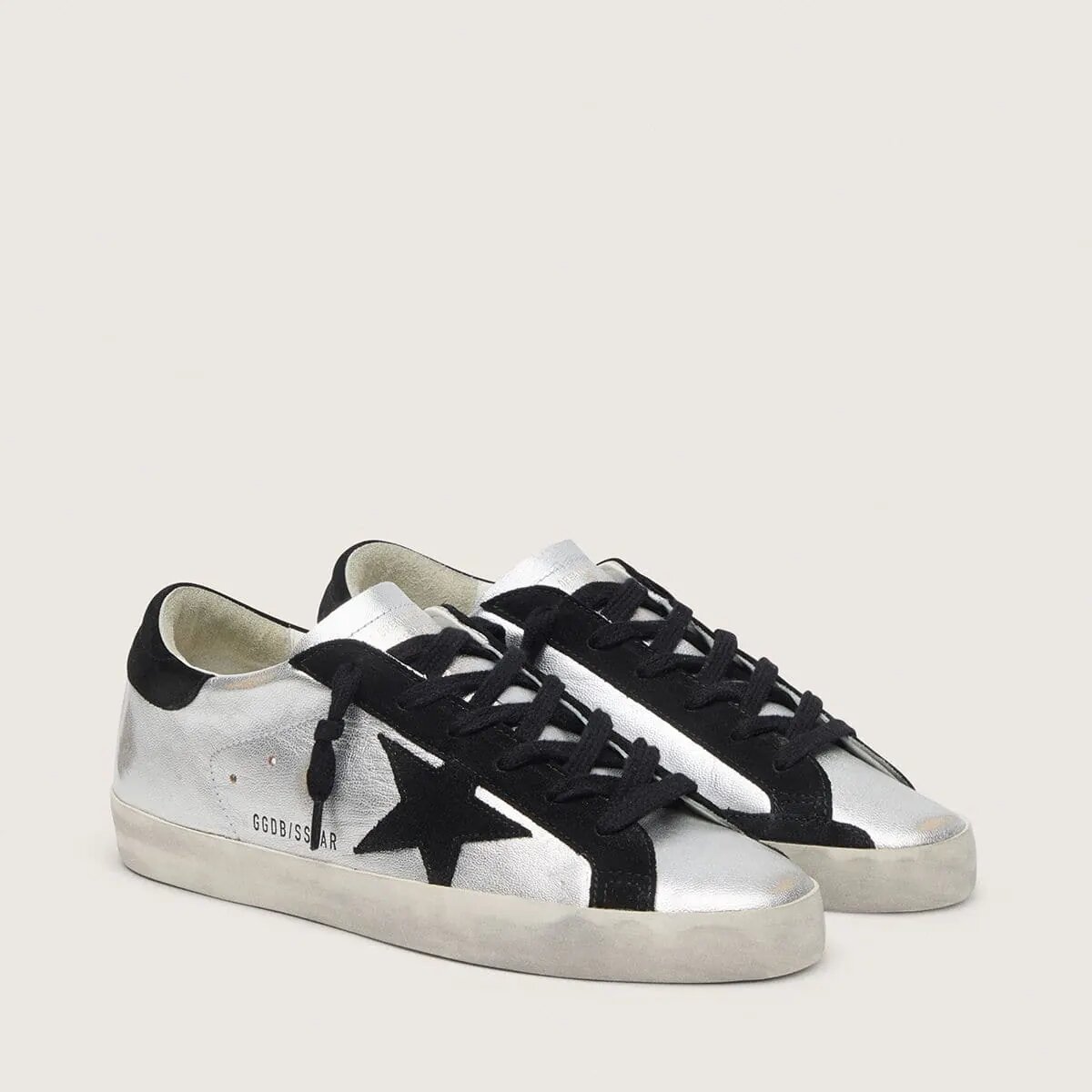 Golden Goose Super-Star Sneaker In Silver Leather With Contrasting Inserts Golden Goose Super-Star Sneaker In Silver Leather With Contrasting Inserts