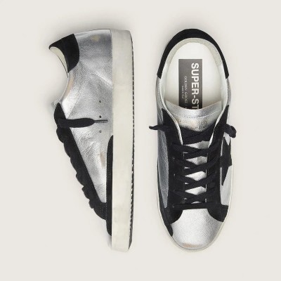 Golden Goose Super-Star Sneaker In Silver Leather With Contrasting Inserts Golden Goose Super-Star Sneaker In Silver Leather With Contrasting Inserts