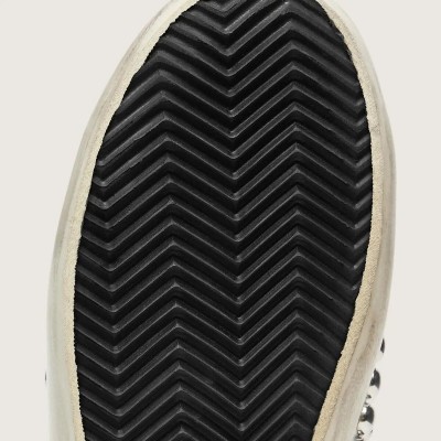 Golden Goose Super-Star Sneaker In White Leather With Light Gray Star And Metal Studs Golden Goose Super-Star Sneaker In White Leather With Light Gray Star And Metal Studs