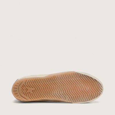 Golden Goose True-Star Sneaker In White Nappa Leather With Gold Star And Beige Suede Heel Tab Golden Goose True-Star Sneaker In White Nappa Leather With Gold Star And Beige Suede Heel Tab