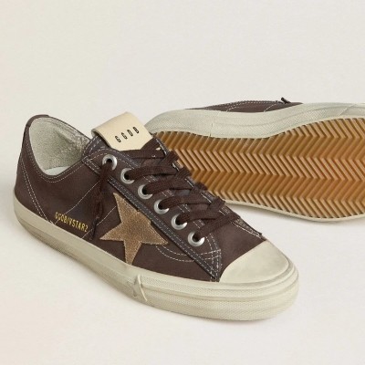 Golden Goose V-Star Sneaker In Brown Nubuck With Tobacco-Colored Suede Star Golden Goose V-Star Sneaker In Brown Nubuck With Tobacco-Colored Suede Star