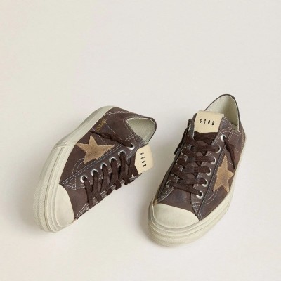 Golden Goose V-Star Sneaker In Brown Nubuck With Tobacco-Colored Suede Star Golden Goose V-Star Sneaker In Brown Nubuck With Tobacco-Colored Suede Star