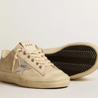 Golden Goose V-Star Sneaker In Pearl Suede With Silver Metallic Leather Star Golden Goose V-Star Sneaker In Pearl Suede With Silver Metallic Leather Star