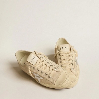 Golden Goose V-Star Sneaker In Pearl Suede With Silver Metallic Leather Star Golden Goose V-Star Sneaker In Pearl Suede With Silver Metallic Leather Star