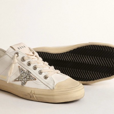 Golden Goose V-Star Sneaker In White Leather With A Platinum Glitter Star Golden Goose V-Star Sneaker In White Leather With A Platinum Glitter Star